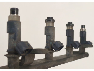 Форсунка топливная  Mitsubishi Outlander 2003-2009    1465A051, 1465A048     