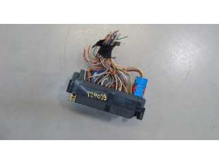 Блок предохранителей Citroen Berlingo 1997-2002 655638 1.9