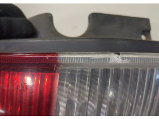 Задний фонарь Nissan Almera Tino