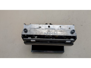 Дисплей бортового компьютера  Audi A8 (D3) 2002-2010        