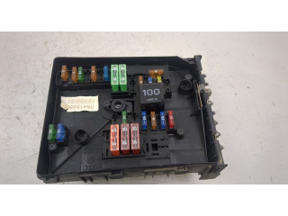 Блок предохранителей Volkswagen Golf 5 2003-2009
