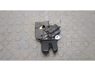 Замок багажника  Audi A4 (B7) 2004-2009       