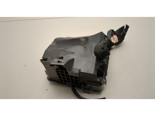 Блок предохранителей Peugeot 2008 2013-2019 9671924480