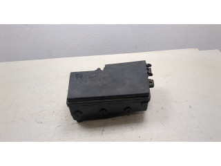 Блок предохранителей  Ford Focus 2 2005-2008         