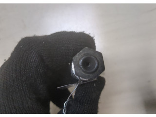 Форсунка топливная Mitsubishi Pajero 1990-2000