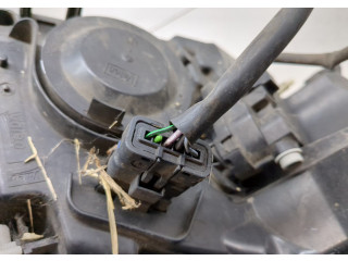 Фара передняя  Renault Scenic 2009-2012 левая 