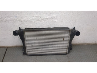 Интеркулер  Skoda Yeti 2009-2014 1.6      