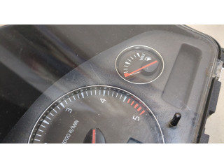 Панель приборов  Volvo V70 2001-2008            