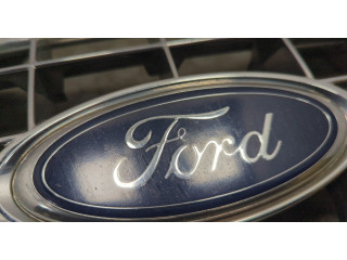 Решетка радиатора  Ford Explorer 2001-2006          