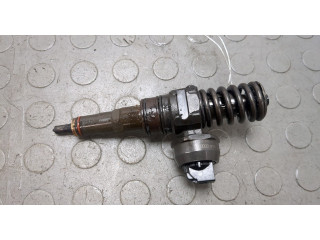 Форсунка топливная  Skoda Roomster 2006-2015    038130073AG     