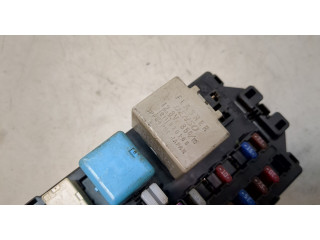 Блок предохранителей Daihatsu Terios 2