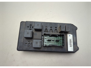 Блок предохранителей Jeep Grand Cherokee 2004-2010 56050066AC