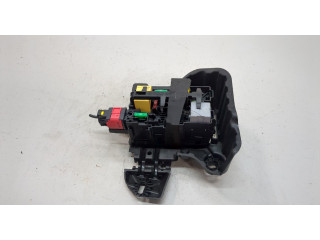 Блок предохранителей  Peugeot 2008 2013-2019         