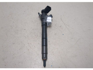 Форсунка топливная  Skoda Octavia (A7) 2013-2023    04L130277BF     