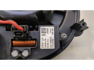 Моторчик печки Skoda SuperB 2015-