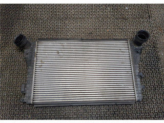 Интеркулер  Volkswagen Jetta 5 2004-2010 1.9  1k0145803l    