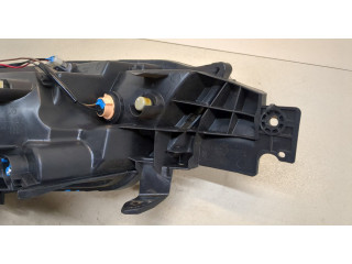 Фара передняя Mitsubishi Outlander 2003-2009 правая