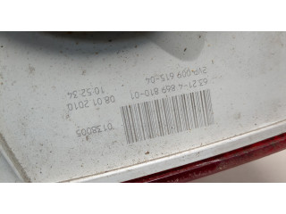 Задний фонарь