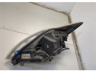 Фара передняя  Ford Focus 2 2008-2011 правая 