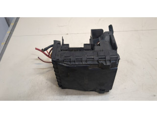 Блок предохранителей  Volkswagen Passat 7 2010-2015 Европа         