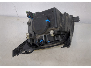 Фара передняя  Ford Fusion 2002-2012 правая 