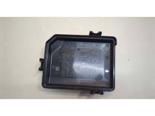 Крышка блока предохранителей  Chevrolet Volt 2015-2019      23327417   