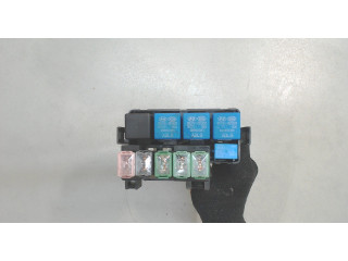 Блок предохранителей  KIA Carnival 2006-2014      914902e120    2.9