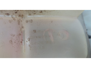 Бачок расширительный Ford Focus 3 2011-2015 1717053, 8V618K218AE