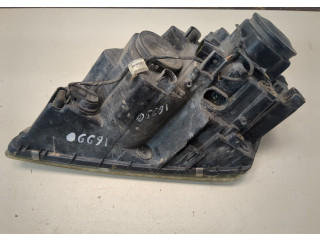 Фара передняя  Chrysler Pacifica 2003-2008 правая 