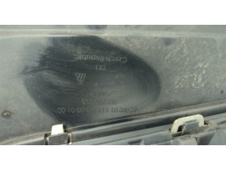 Решетка радиатора  Skoda Octavia (A7) 2013-2023          5E0853653