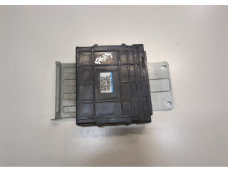 Блок управления двигателем Mitsubishi Carisma