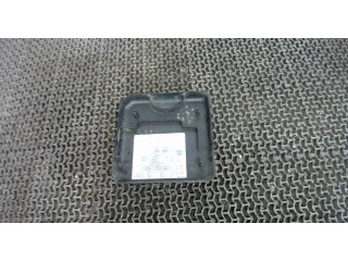 Крышка блока предохранителей Chevrolet Silverado 1998-2002 15168541 5.3