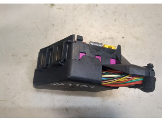 Блок предохранителей  Skoda Octavia Tour 2000-2010      8D2941824   