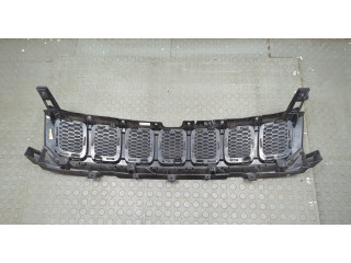 Решетка радиатора  Jeep Compass 2017-2021          