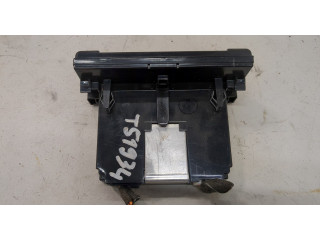 Дисплей бортового компьютера  Volvo S40 2004-        