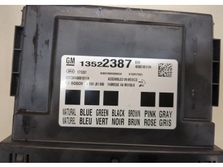 Блок комфорта  Chevrolet Equinox 2017-      13522387   