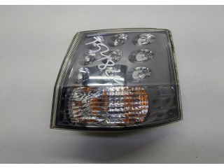 Задний фонарь 8330A380