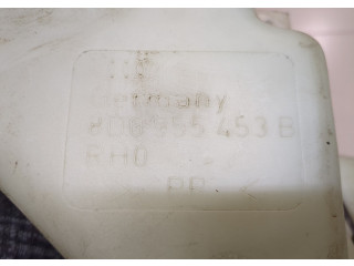 Бачок омывателя  Audi A4 (B5) 1994-2000    