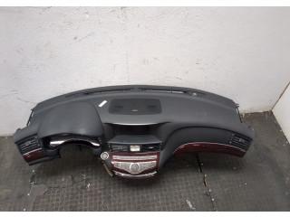 Панель приборов  Infiniti Q70 2012-2019            