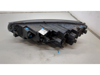 Фара передняя  Skoda Octavia (A8) 2019-2025 правая 