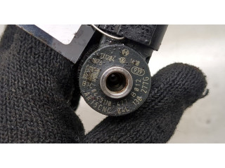 Форсунка топливная Volkswagen Golf 7 2012-2020 04L130277AJ