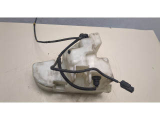 Бачок омывателя  Lexus IS 2005-2013 060851138   