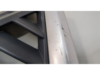 Решетка радиатора Mitsubishi Outlander XL 2006-2012