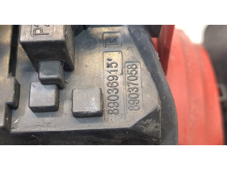 Задний фонарь          