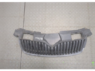 Решетка радиатора  Skoda Fabia 2007-2010          