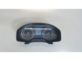 Панель приборов Skoda Karoq 2017- 565920940B Бензин