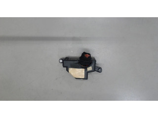 Блок предохранителей Volkswagen Jetta 5 2004-2010 1K2941824 1.6