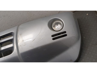 Бампер Mitsubishi Pajero / Montero 2000-2006 передний