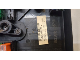 Блок предохранителей Skoda Octavia (A5) 2008-2013