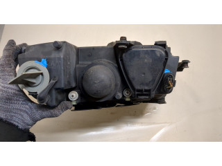 Фара передняя  Volkswagen Passat 5 2000-2005 правая 